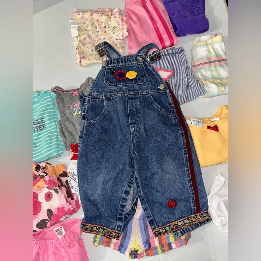 Bundle of 16 Girls Clothes